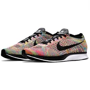 Woman's Flyknit Max multicolor shoes size 7.5
